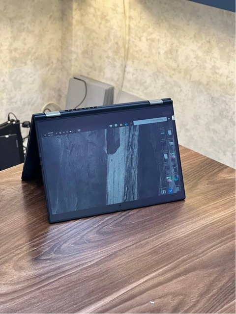 لپ تاپ Lenovo X390 بسیار زیبا و کم کارکرد