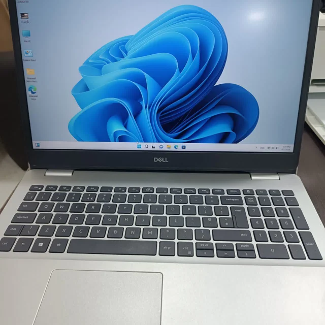 Dell Inspiron 5593